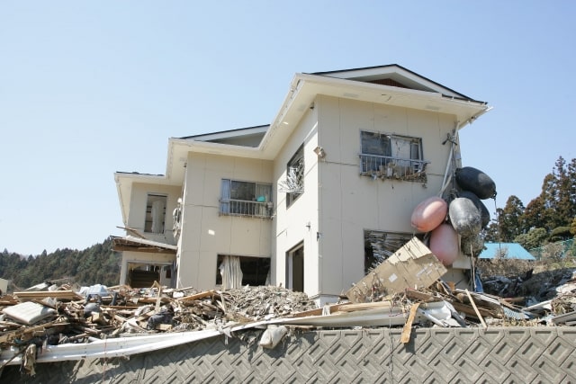 地震で被害にあった住宅